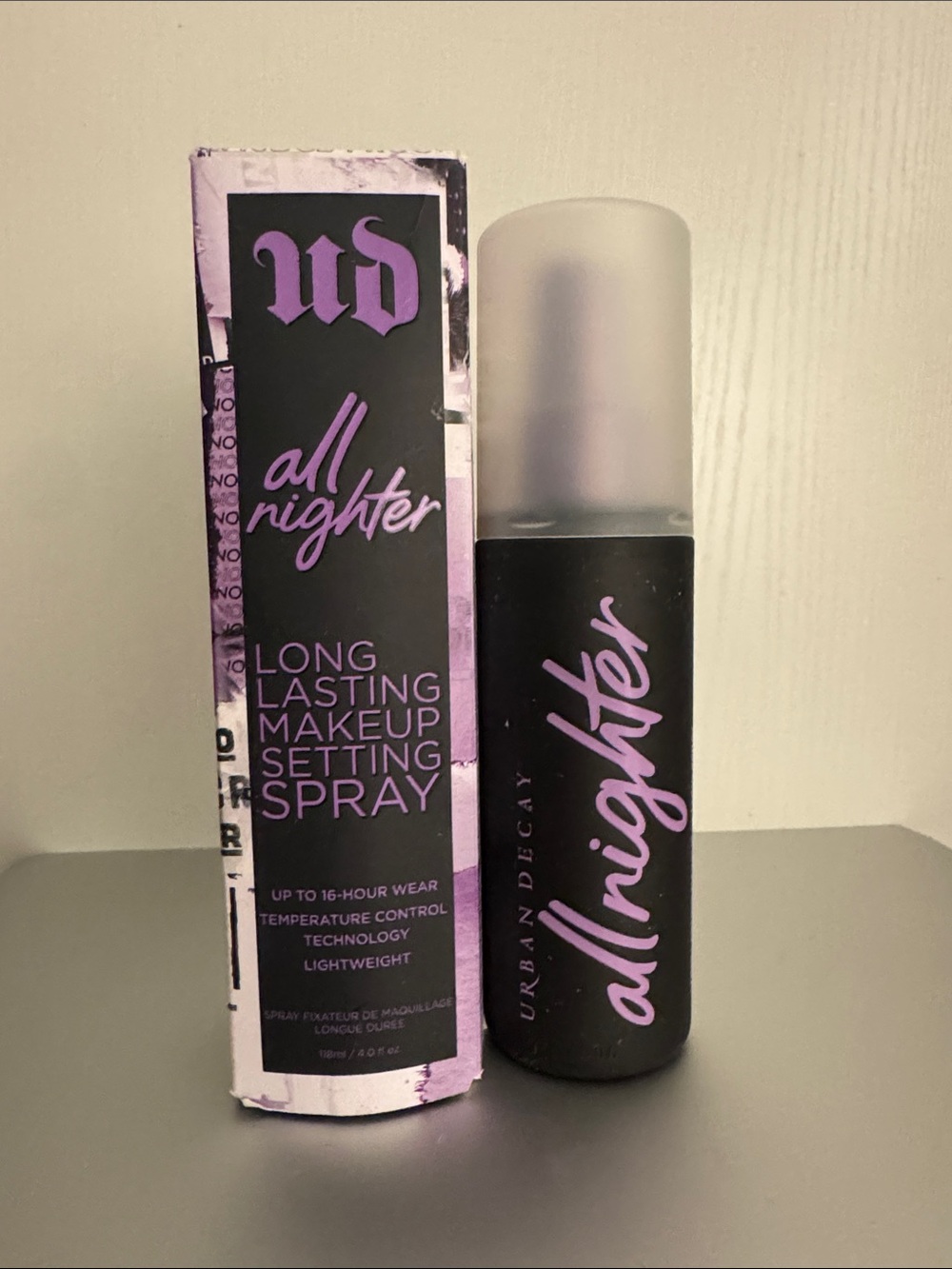 Urban Decay All Nighter Setting Spray - Purple & Black